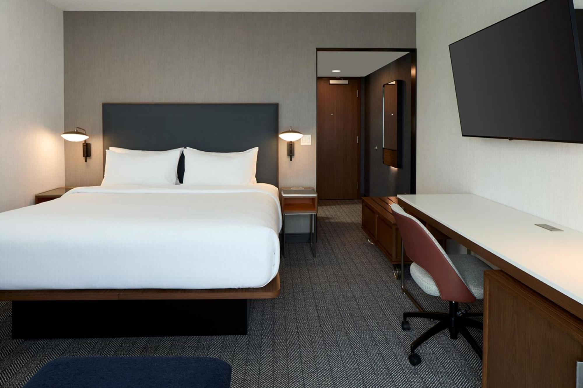 Courtyard By Marriott Montreal Laval Hotell Exteriör bild